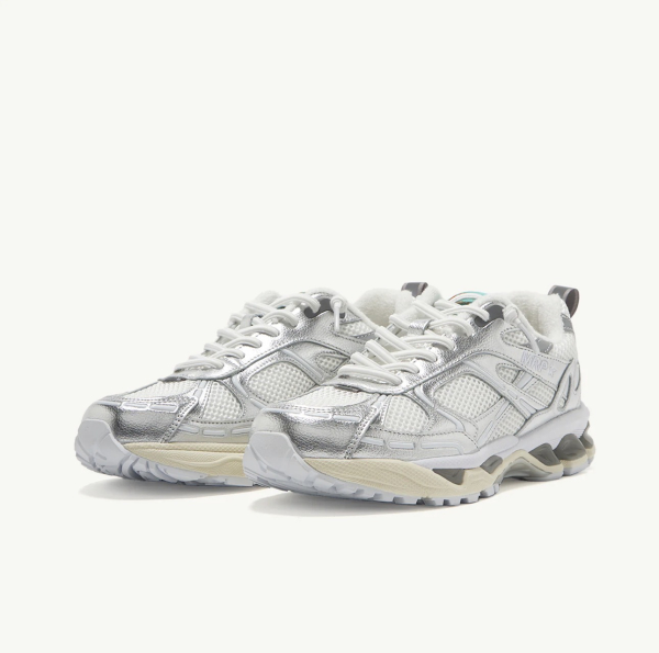 MRP Melrose Silver White Sneaker – Energie, Stil und Innovation